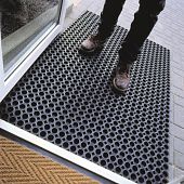 Ячеистый грязесборный грязезащитный резиновый коврик 1000 на 500 мм